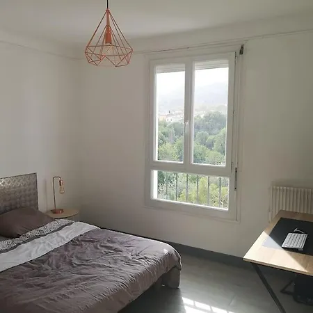 A 10 Min Du Centre * 세렛